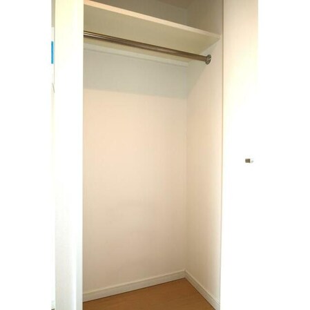 キャパシタス中野の物件内観写真